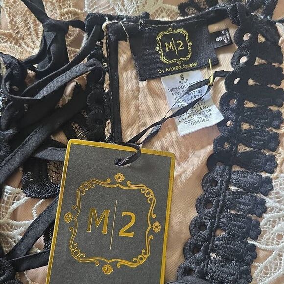 M 2 by Mocha Apparel "Tiger Lily" 3D Lace, Blk/Iv/ Bge Knee lgth Dress, NWT, S - Picture 8 of 8